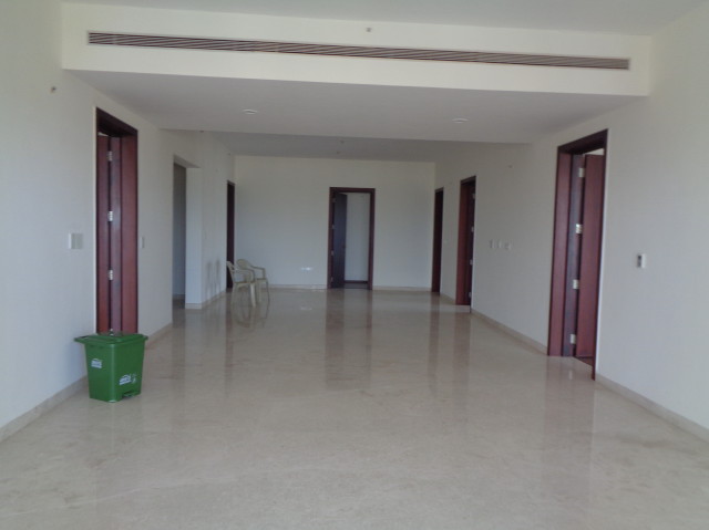 POSH SPACIOUS 4 BEDROOM APARTMENT FOR RENT IN PRESTIGE WHITE MEADOWS
