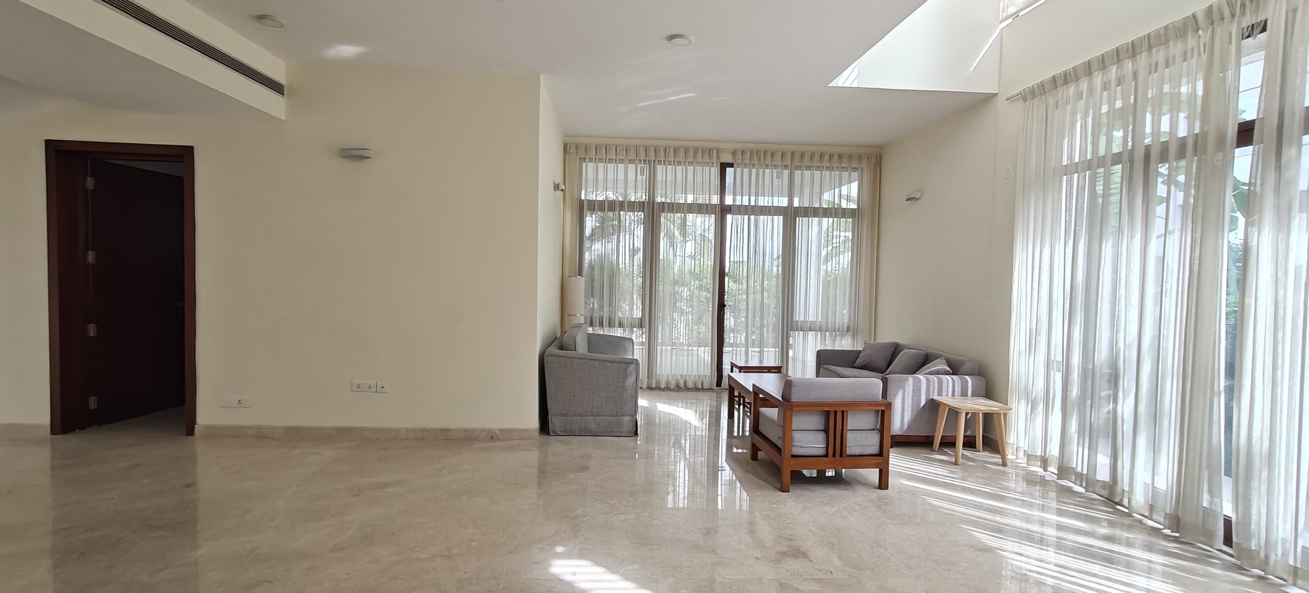 NORTH FACING POSH MODERN SPACIOUS B TYPE VILLA IN PRESTIGE WHITE MEADOWS WHITEFIELD