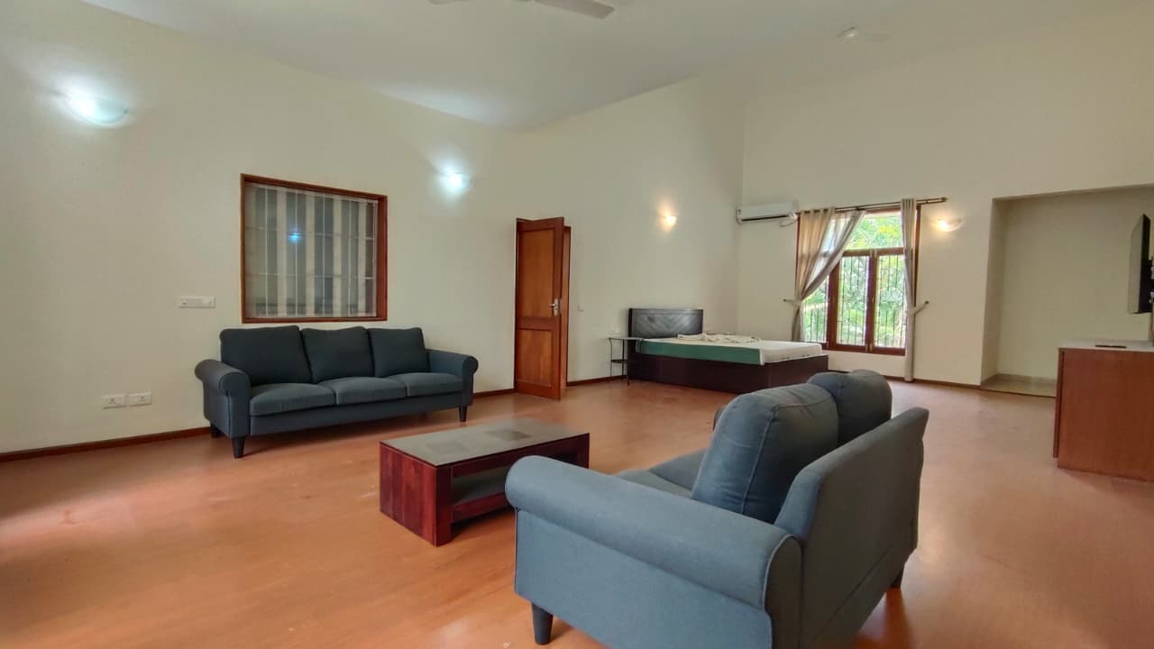 TIMELESS ELEGANCE – LUXURY 4-BEDROOM VILLA FOR RENT IN ADARSH PALM RETREAT