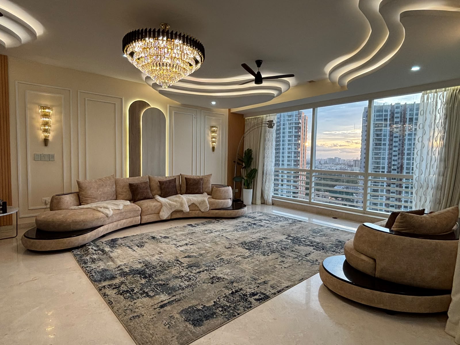 GRAND 4 BHK SEMI-FURNISHED RESIDENCE IN THE ICONIC PRESTIGE WHITE MEADOWS